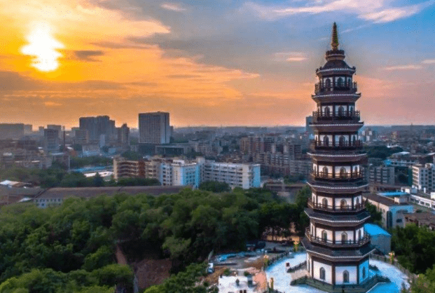 山东第三大城市gdp_山东省立第三医院(2)