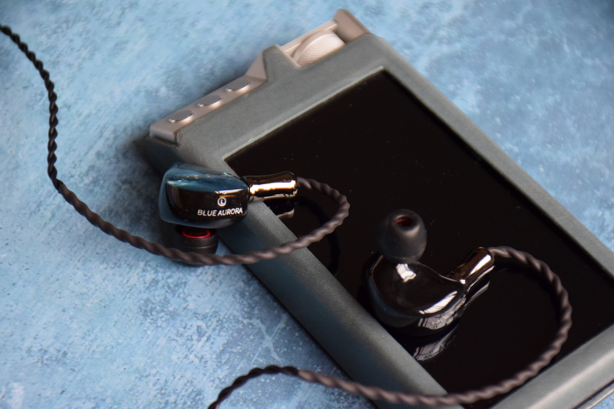 Tipsy|Tipsy蓝极光耳机：沉醉于音乐，倾听微醺的声音