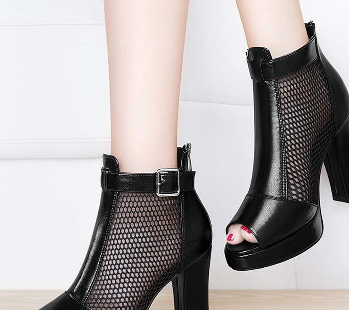 鞋子|春天不冷不热的，凉鞋太冷，冬鞋太热，这种网纱鞋就刚刚好