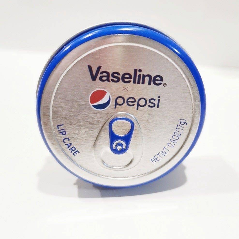 嘴唇|一进秋天,嘴巴比脸还干!用了它,男朋友整天捧着我的嘴亲