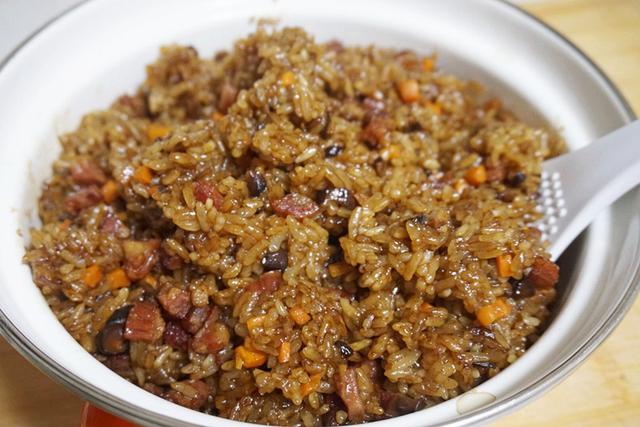 糯米丸子怎样糯米不掉 062f15d89a774e76a317c9e0a8084116.jpeg