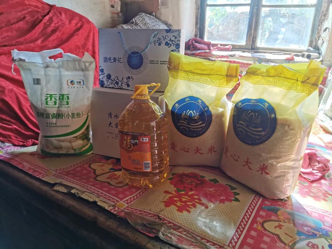 失独者故事：一个电话，让他们的生活从此改变！