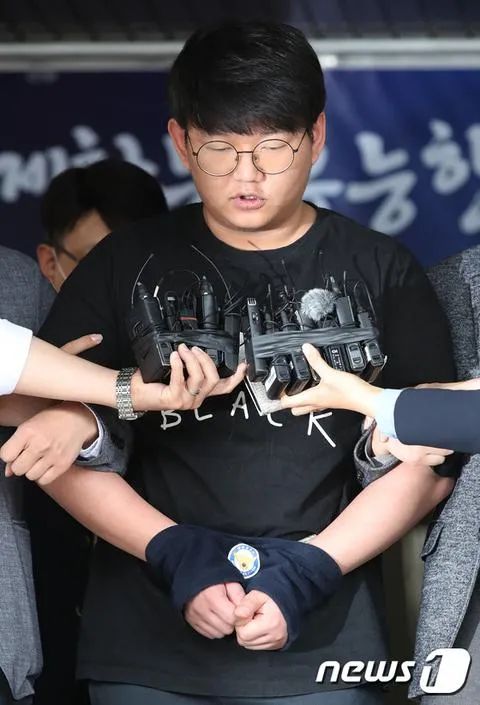 韩国4名教师是“N号房”客户：下载上千色情制品