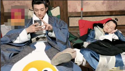 原创刘学义《清落》片场卑微弱小!媳妇压完儿子压,有cp脾气都变好了