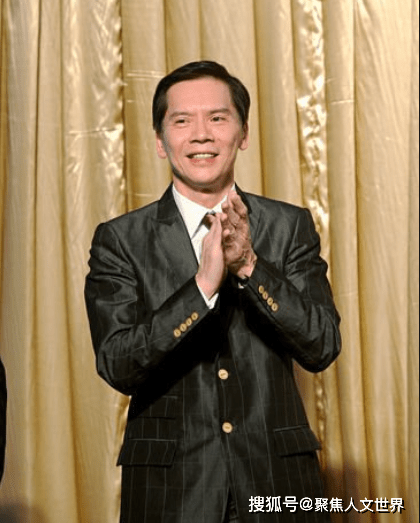 那个曾在北京夜总会怒扇向华强两耳光的"混混"白航后来怎样了?