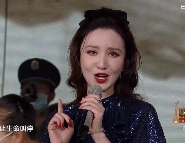 谭松韵|金鹰节开幕式女星集体发胖，张萌肿脸，谭松韵双下巴，宋茜最惨