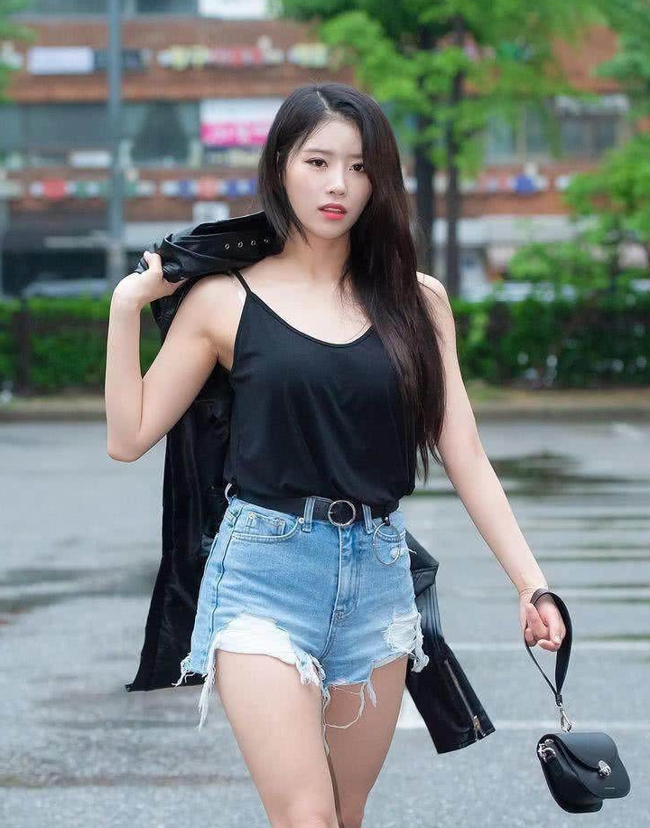 4a4bfe79332a46749b14d4558d3ede13.jpeg