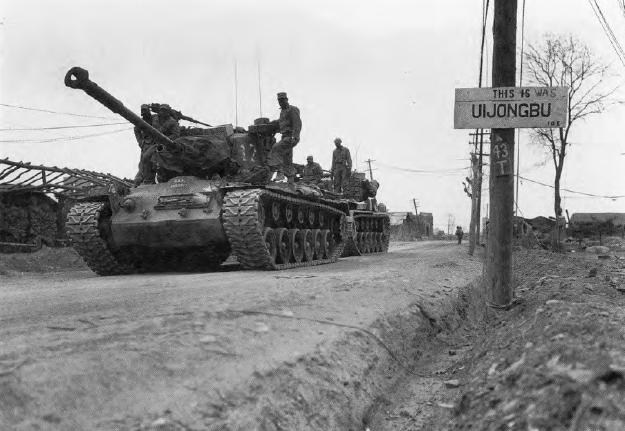 志愿军最危险的时刻，美军攻上了上甘岭