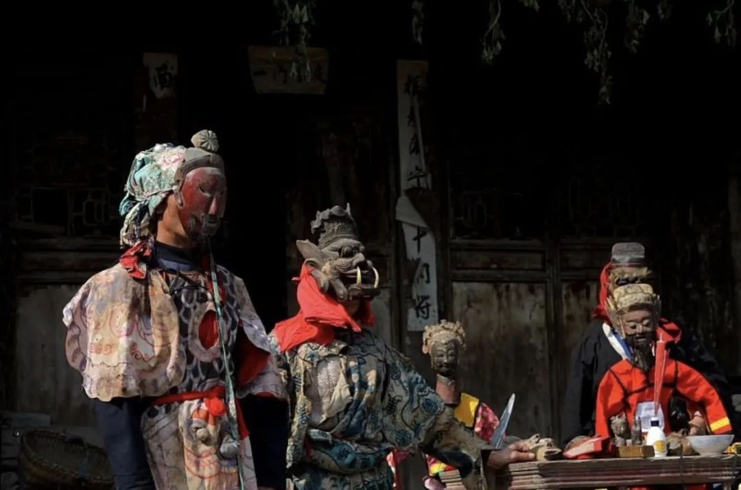 仡佬族:以竹为尊的贵州仡佬同胞,跳起传统民族舞蹈邀您一同奔跑入滇