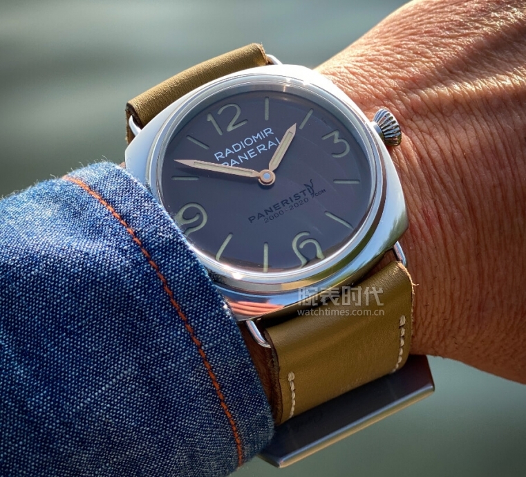 PAM02020，入门款沛纳海又多了一个选择