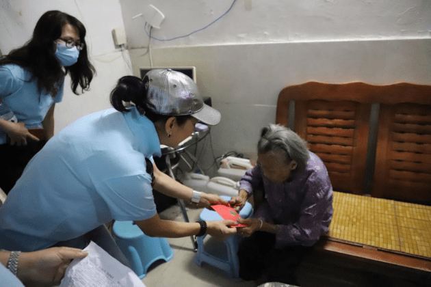 深圳狮子会|深圳狮子会正道服务队赴宝安九围社区慰问