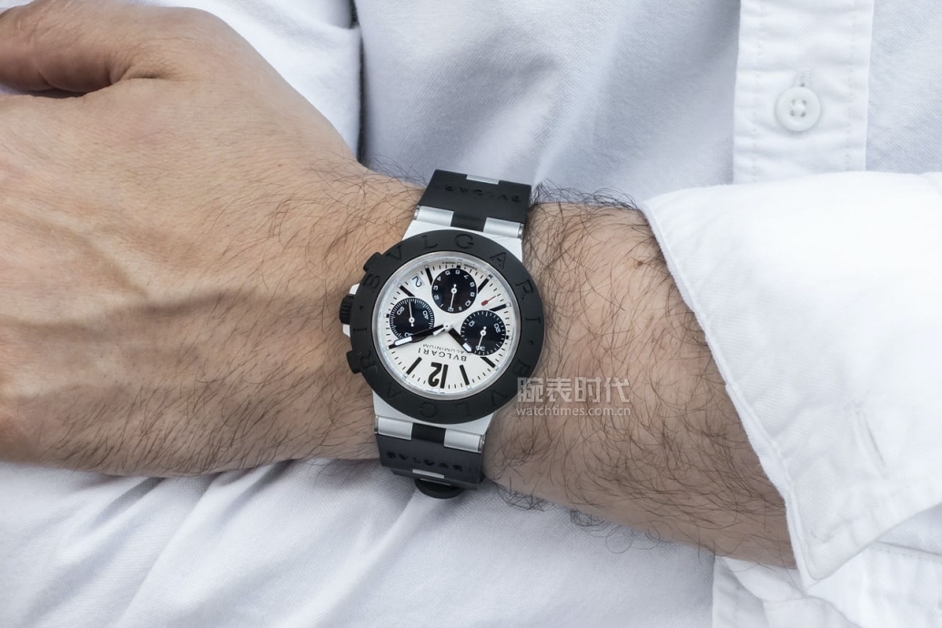 系列|2020“熊猫盘”腕表盘点