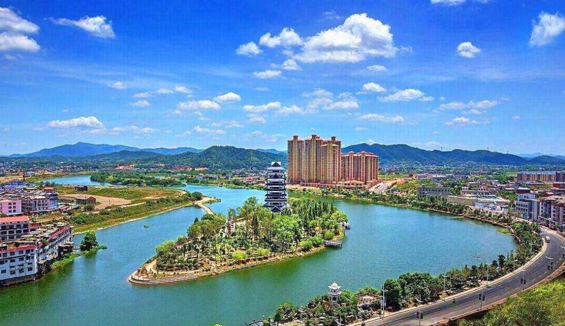 平阳县2020gdp_中国gdp变化图(3)