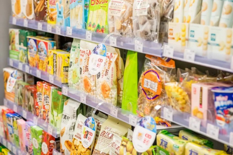 购物|帝都便利店来了！竟藏着打工人的快乐饭堂...