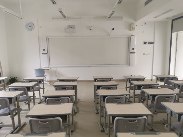 消息资讯|以南海教育为基石，用工匠精神打造的科技公司，德材教育为教育事业奉献光和热