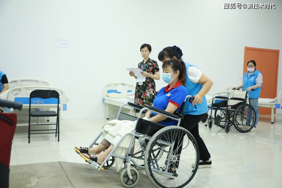 农场主|造船专家有男转农民农场主，女当月嫂，人才转行引关注