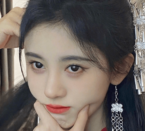 跟鞠婧祎学眼妆,打造清纯美女范!