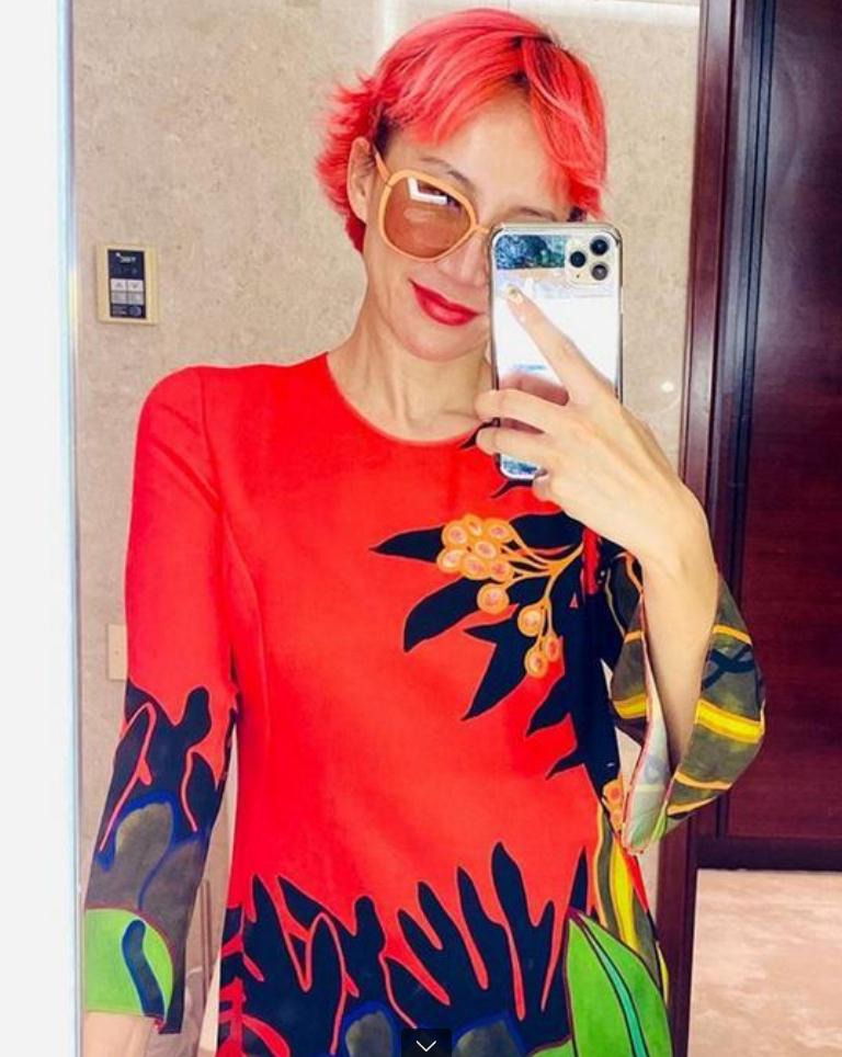 金发|李玟晒合照,染金发也难逃衰老,孙楠整个人大变样!