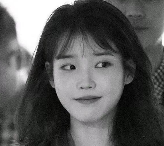 怎样才能让自己变白一点 042d6346df7c455a83176c68c6d6030b.jpeg