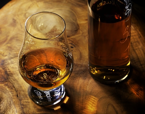 酒精|烈酒威士忌与干邑的区别是什么？