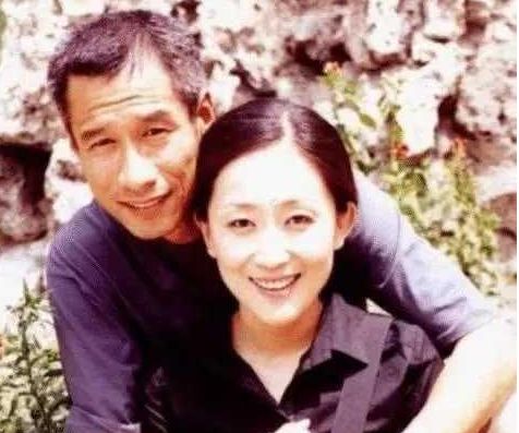 国家一级演员,与哥哥约定一辈子不结婚,55岁了还没谈过恋爱_手机搜狐