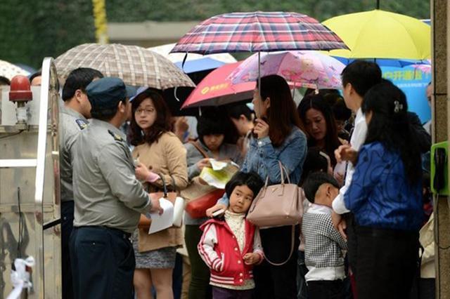 九月|孩子上小学，最吃亏的不是九月份出生，而是前两个月，尤其是男孩