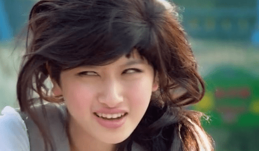 2011年的尬演神剧《落跑甜心》,傻白甜演成智障,女主被毁前程