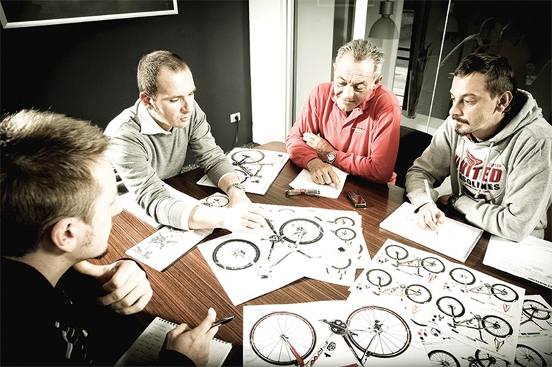 纳米体育2021全世界名牌自行车前十名第一品牌辐轮王析骑车能长寿(图2)