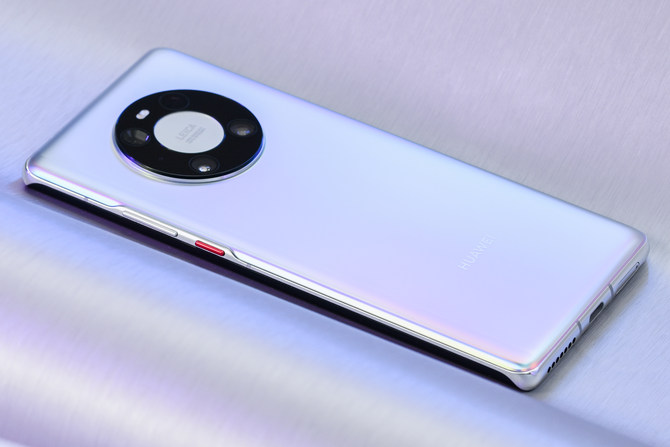 Mate|华为Mate40 Pro深度评测：全能实力问鼎年度旗舰