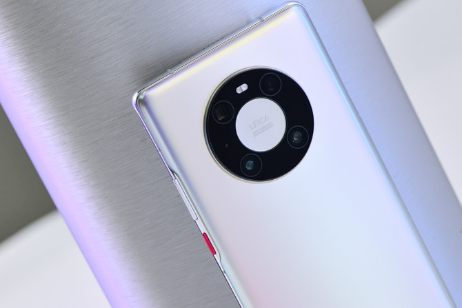 Mate|华为Mate40 Pro深度评测：全能实力问鼎年度旗舰