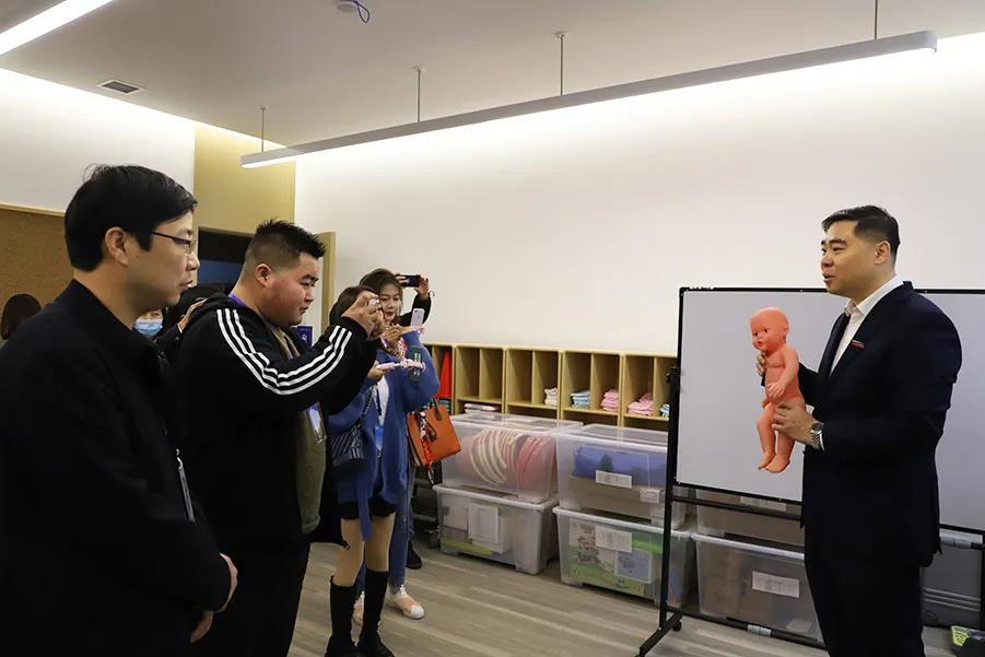 媒体|西安翻译学院——感受最美西译