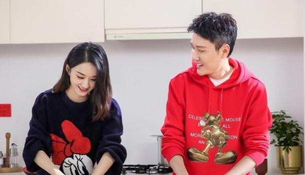 刘恺威离婚两年堪称''整容'',十几天就胖不止一圈