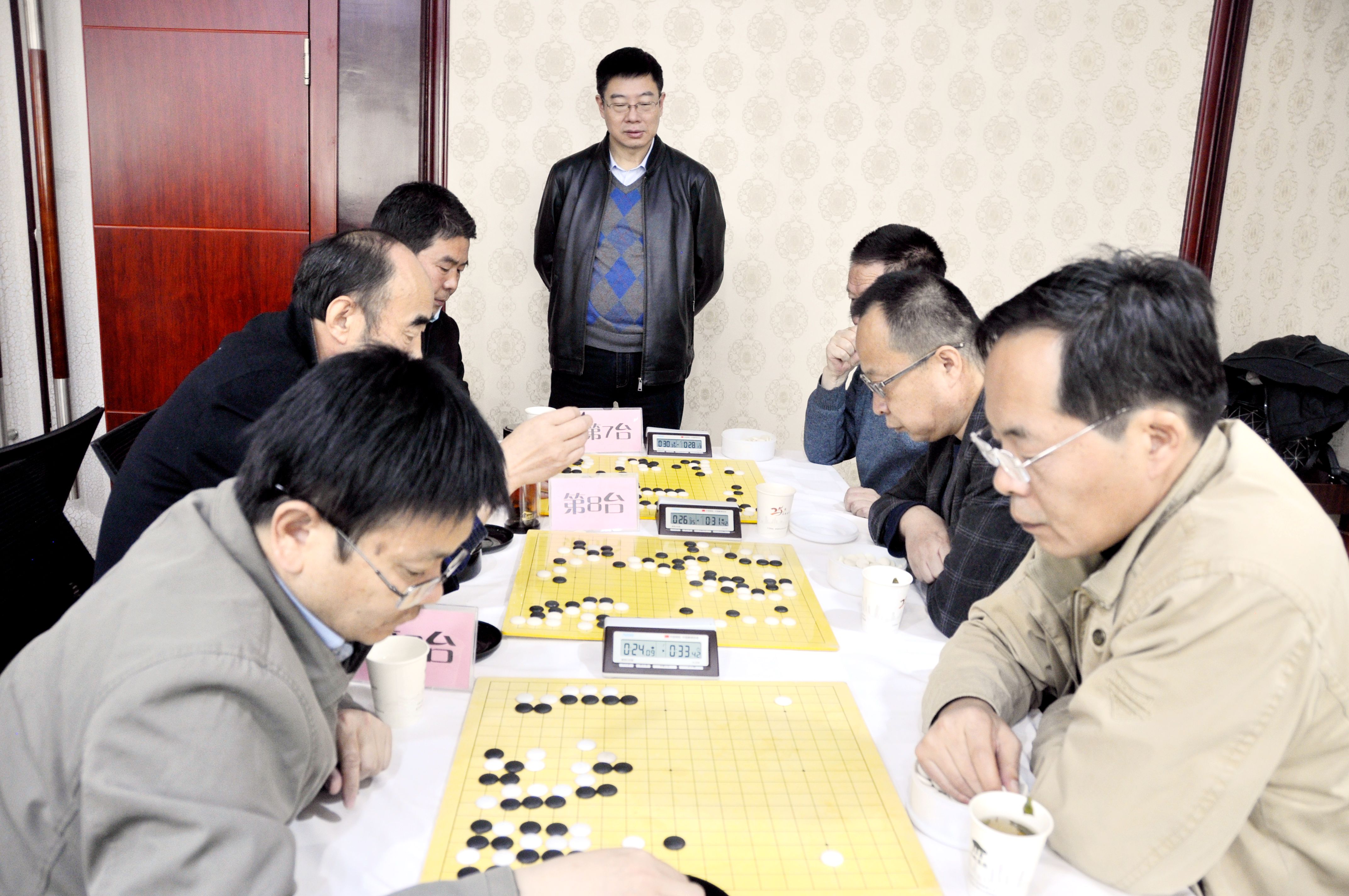 2020年敬老月青海省老年人象棋围棋比赛乐在棋中