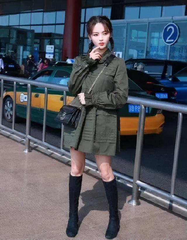 唐嫣|宋茜cos小丑女又被嘲，杨幂唐嫣也曾因此翻车，双马尾太难驾驭