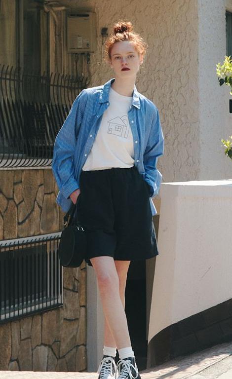 t恤穿搭技巧长袖 f138c2c28fb248d3a4314c14fc84ad56.jpeg