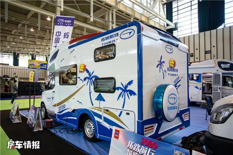 福特全顺房车5.99米的 a3366cf330024a50be95f6cc6b8b4dc3.jpeg