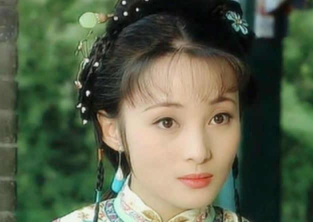 4位被导演娶走的女星:因长得漂亮, 被导演看上并结婚!