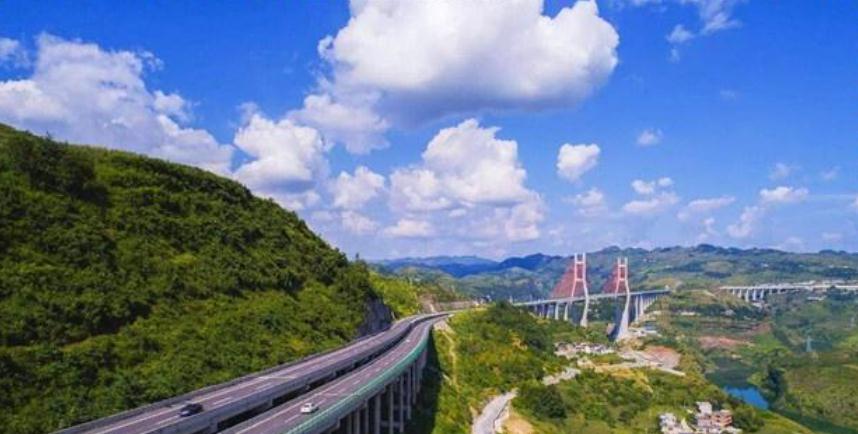 贵州龙里县人口_贵州黔南州龙里县地图(2)