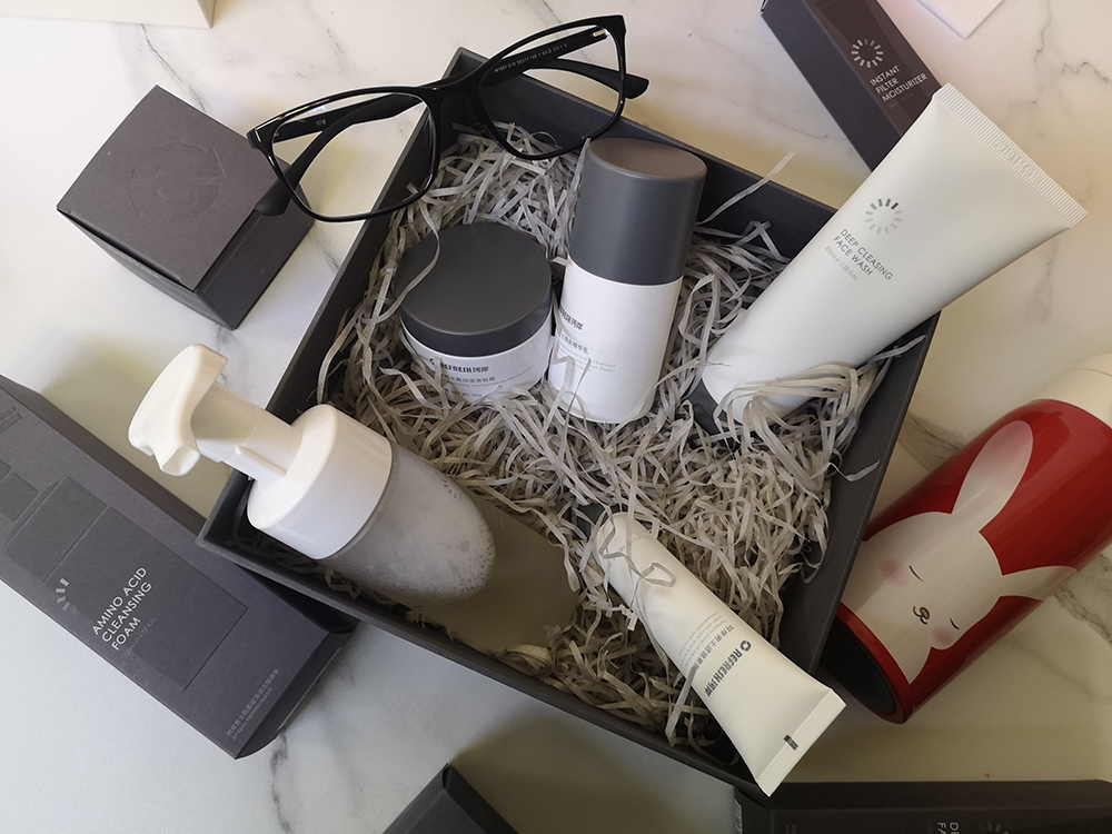 男士|男人也应该对自己好一点，联合华熙生物定制玻尿酸护肤套装