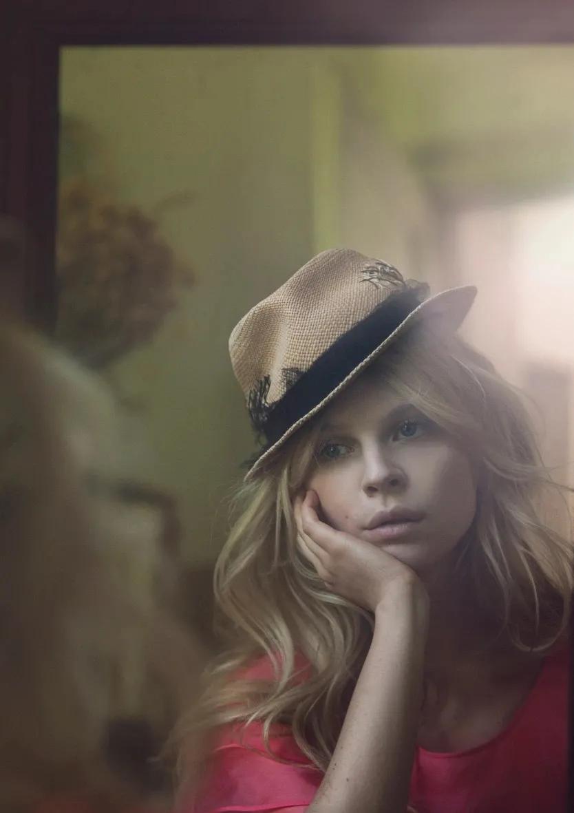 信条|她是「信条」里面隐藏的美女，更是在娱乐圈和时尚圈游走的女神！