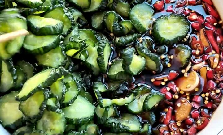 怎么晒黄瓜干好吃又脆 ff3db16994b146879e9904aa8aa49f07.jpeg