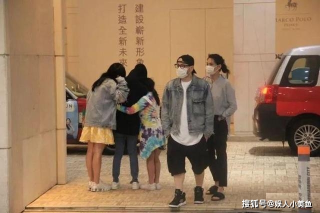 沈月|邱淑贞女儿COS九尾狐,长相大气而甜美,同母相比还缺气质?