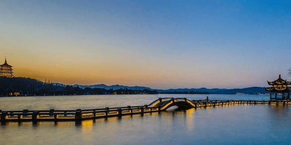 中国为什么没有超大湖 189971204c3f4026b811b1c3245093a9.png