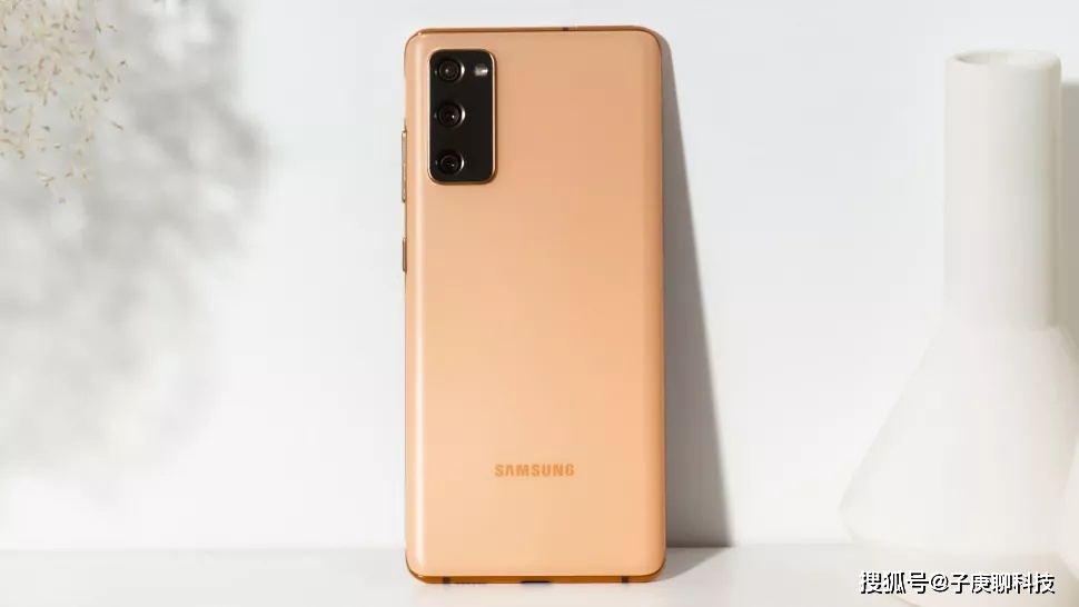 2020年度旗舰手机性_2020年旗舰手机推荐,这五款性能最强悍,一机能用三年