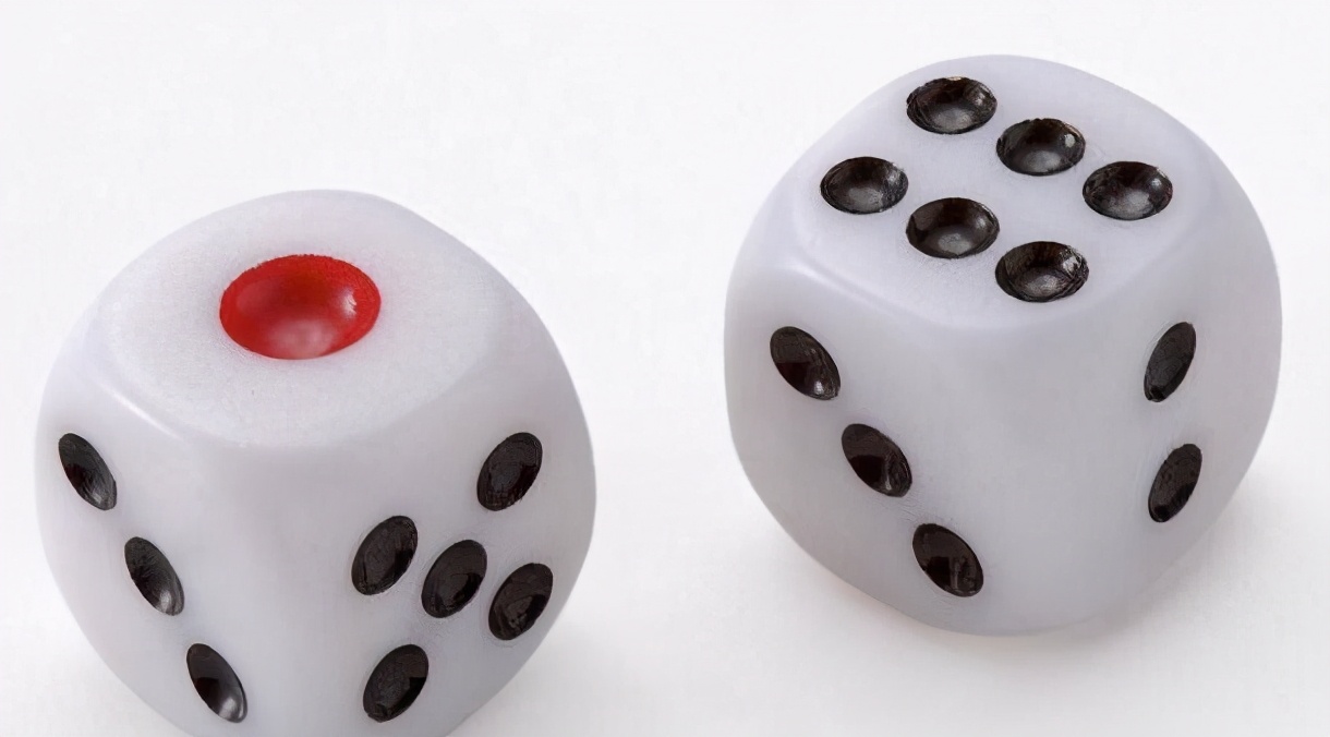 玲珑骰子安红豆配图 c89284a9cc634f05b1a2ae40975b5353.jpeg