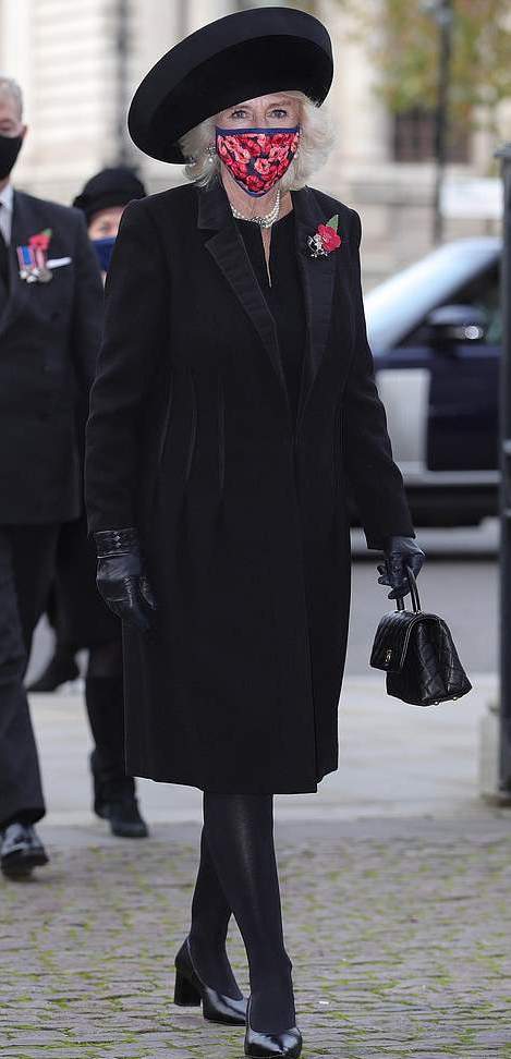 戴超|英国“国殇日”卡米拉一身黑色太精致！戴超大帽子真仙，超模气场