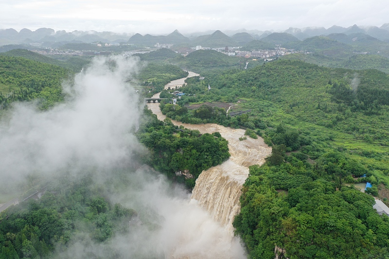 黄果树旅游如何避开人流，找一篇攻略让你不排队尽情玩_瀑布