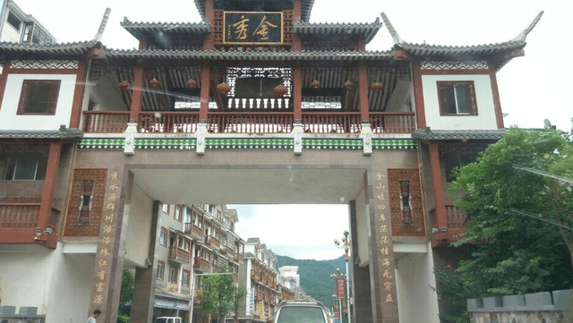 2020年铁岭市GDP_黑龙江鹤岗,辽宁铁岭和吉林通化,谁会率先成为 二线 城市