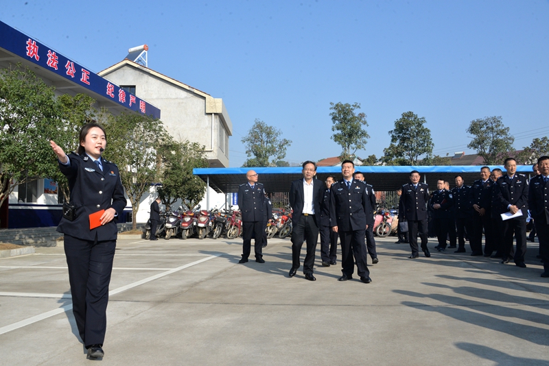 组织参观活动观摩澧县交警大队大堰垱中队据悉,为深入贯彻落实新时代