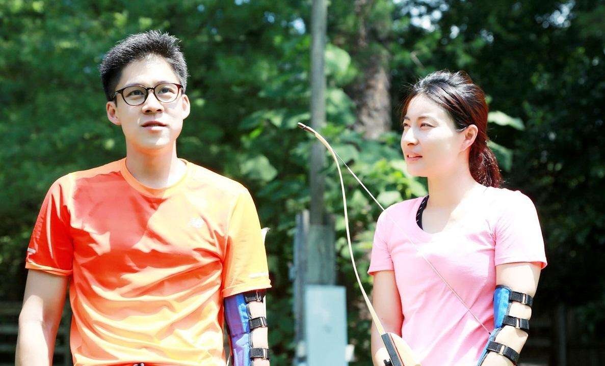 套路|“凡尔赛文学”爆火：善用这个套路的人，根本没见过世面